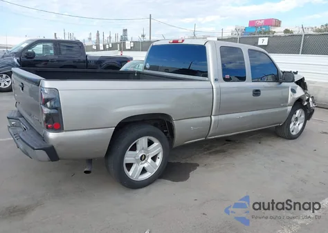 2001 Chevrolet Silverado 1500 Ls z USA, uszkodzony, nr VIN 1GCEC19T21Z211584